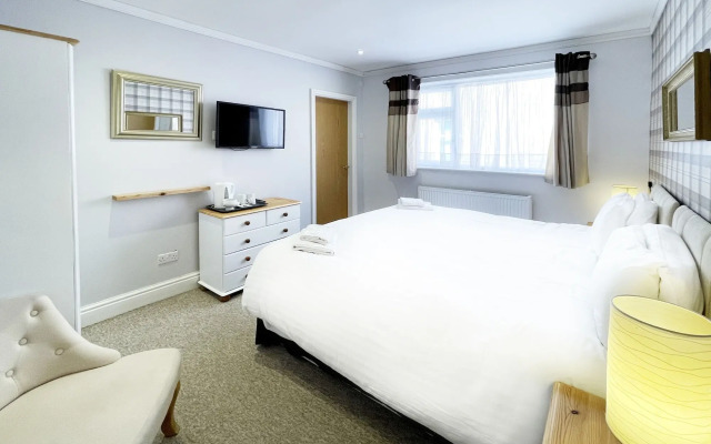 Dukes Folly Hotel