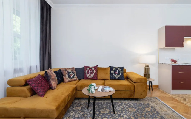 Mickiewicza Apartment Cracow by Renters