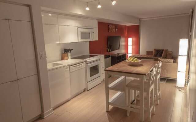 Toronto 3 Bedroom Condo