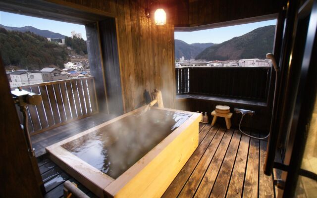 Sasara Gero Hot Springs