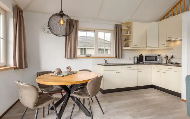 Bungalow in Veluwe With Sauna & Nature Views