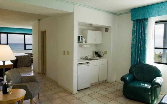 Howard Johnson Plaza Miami Beach North