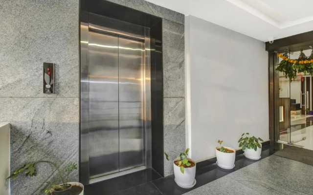 D Suites