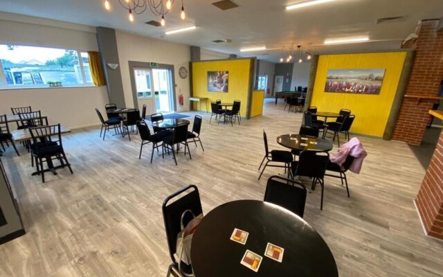 Cozy 2 Bedroom Lodge in Sandown, Isle of Wight