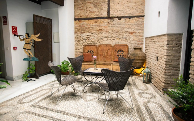 Palacio Mariana Pineda Hotel
