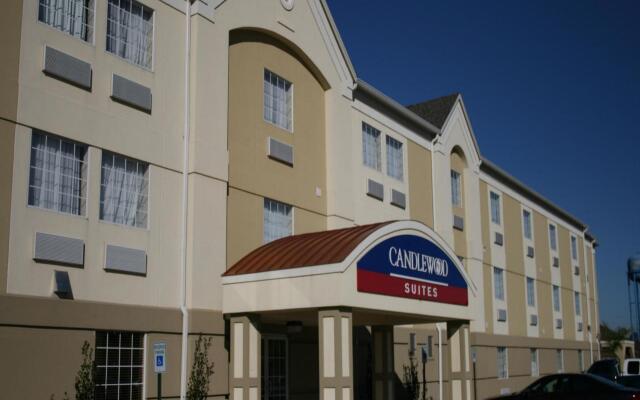 Candlewood Suites Lake Charles-Sulphur