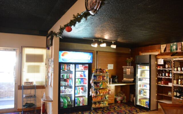 Theodore Motor Hotel