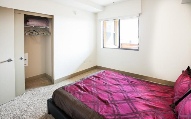 Heaven on Hollywood Boulevard Furnished Apartments