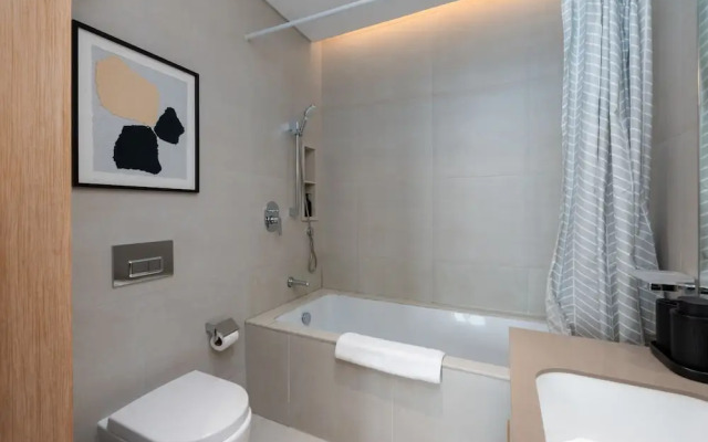 Chic Minimalist 1BR in Address JBR