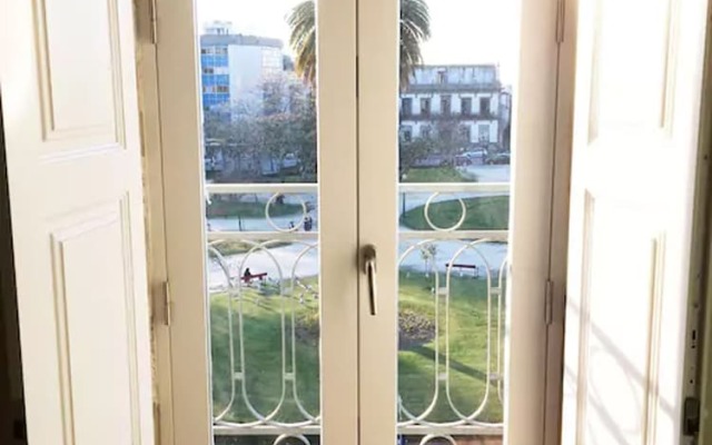 Boutique Rentals - Republica's Garden Studio with views