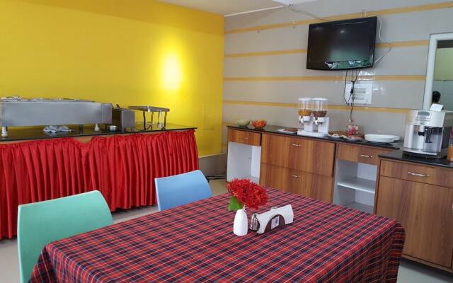 Maple Suites Serviced Apartments