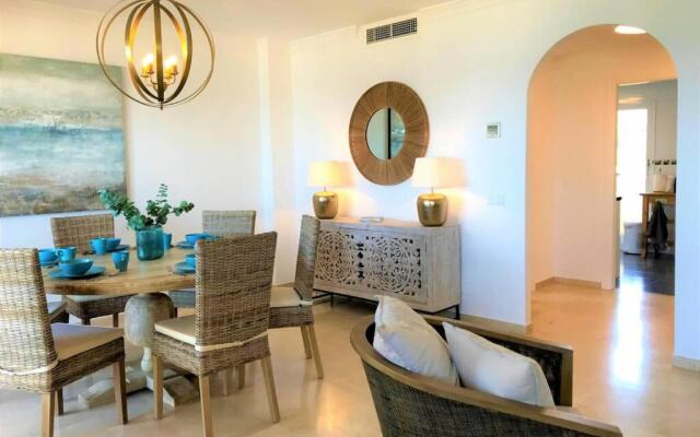 Penthouse Bermuda Beach 2