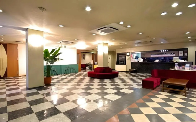 Leo Plaza Hotel
