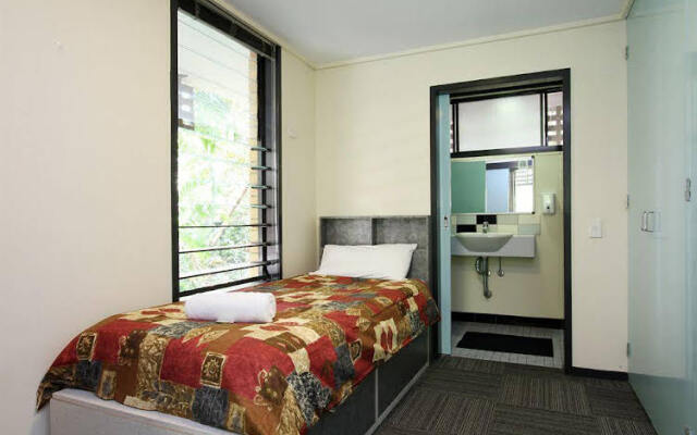 IHouse Space