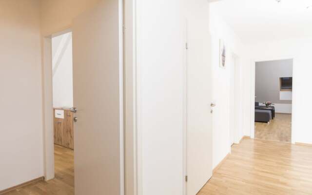 Schottenring Terrace by Welcome2Vienna