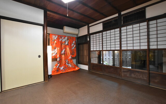 Fushimi Kikyo-Tei Machiya Residence