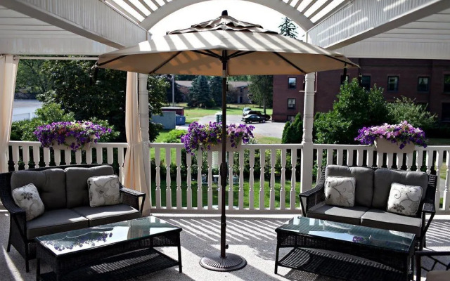 Port City Victorian Inn