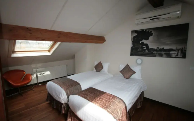 Amosa Liège City Centre Apart Regence 10