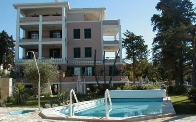 Aparthotel Villa Hresc