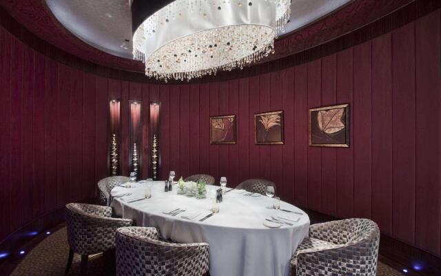 Fairmont Bab Al Bahr Hotel