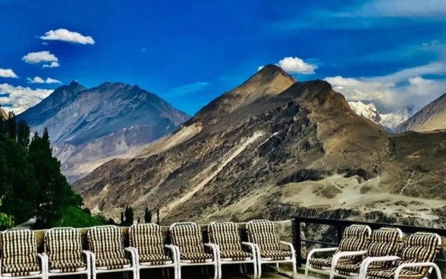 Old Hunza Inn