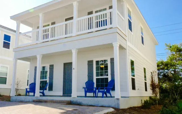 Southern Charm by RedAwning