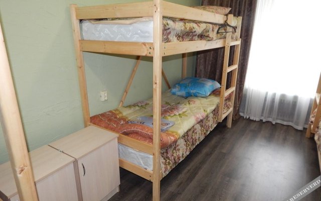 Hostel Romanov