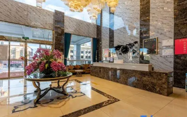 Yunjin Hotel (Ganzi Litang 318 National Road Dongcheng Branch)