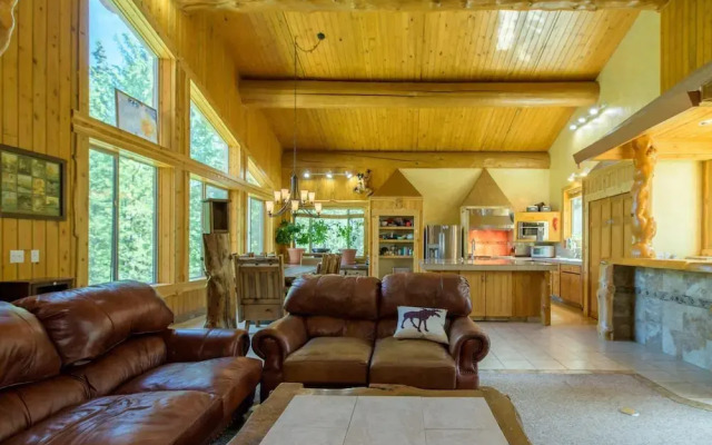 Therriault Pass Sanctuary 6ppl