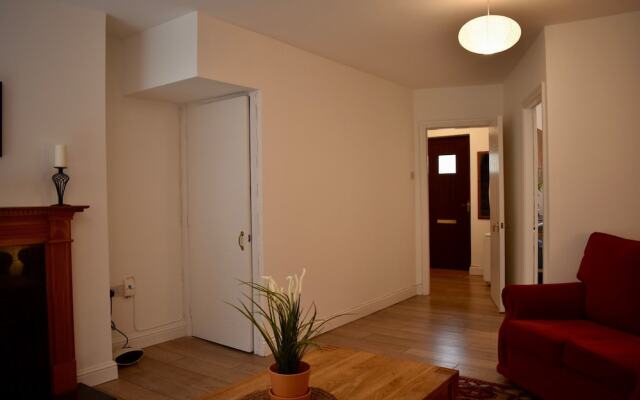 5 Bedroom Townhouse Near Dublin City Centre