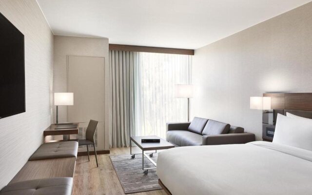 AC Hotel by Marriott Phoenix Biltmore