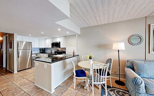 7310 Galveston - 2 Br Condo