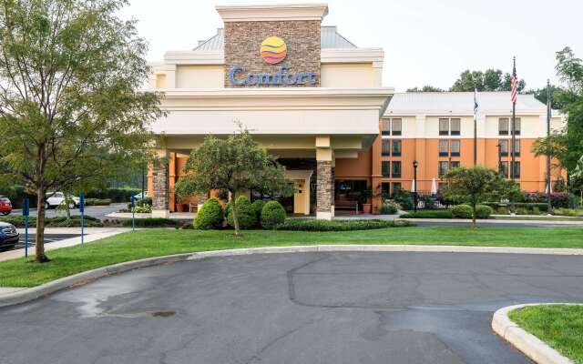 Comfort Inn & Suites Newark - Wilmington