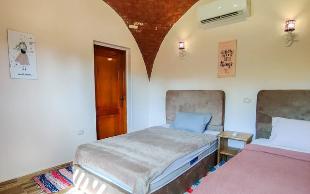 Sahure Pyramid View Inn