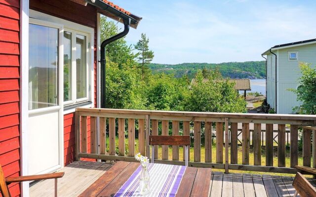 6 Person Holiday Home in Uddevalla