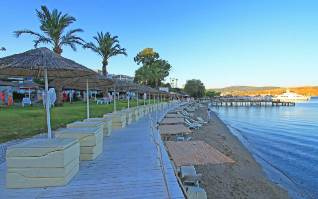 Rexene Resort Hotel & Spa