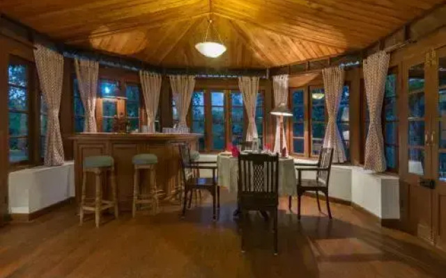SaffronStays Kurinji Estate