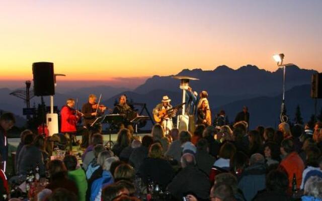 Hotel & Gourmetwirtshaus Kirchenwirt seit 1326