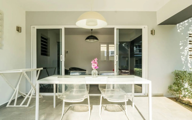 ?Luxurious Holiday-Home? Secured & Intimate Resort