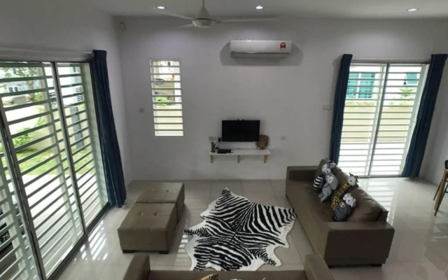 be.Animania -8-10mins Lost World Tambun -14-18pax