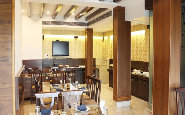 OYO Premium Karnal Club