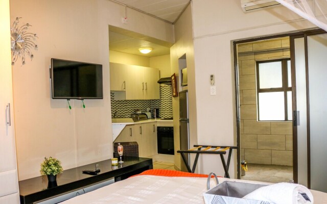 Mini Apartment at Peo