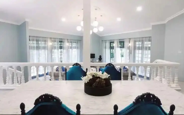 Villa Airis - Blooming Dreams Come True