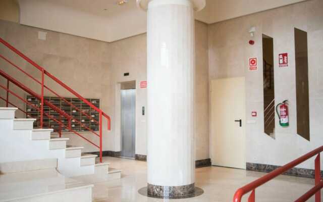 Centric Flat Unbeatable Area, Close to the Beach