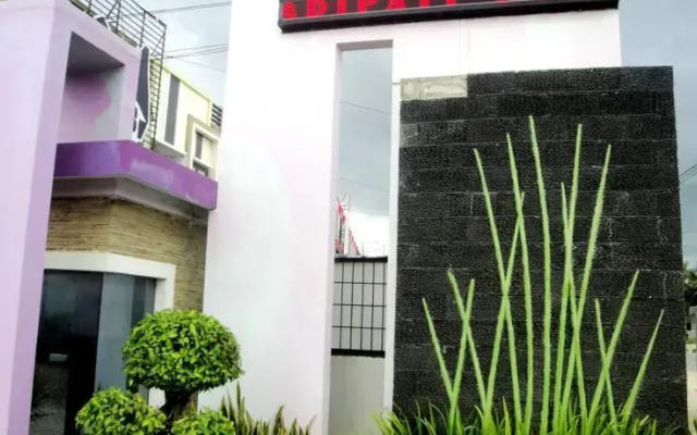Adipati Hotel