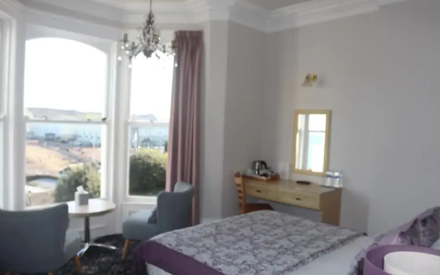 Bryn-Y-Mor Hotel