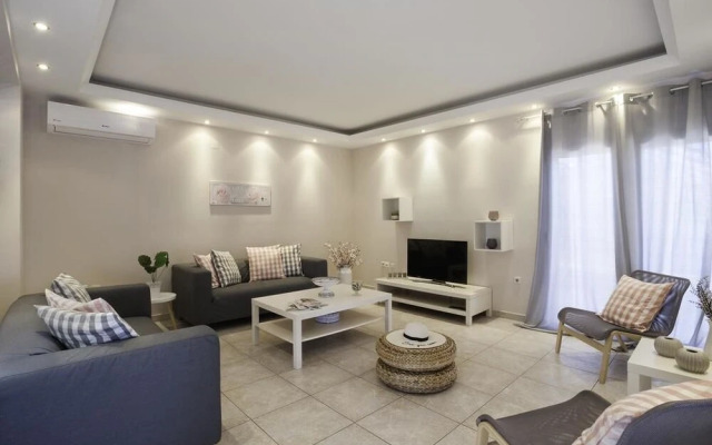 Laugh & Life House