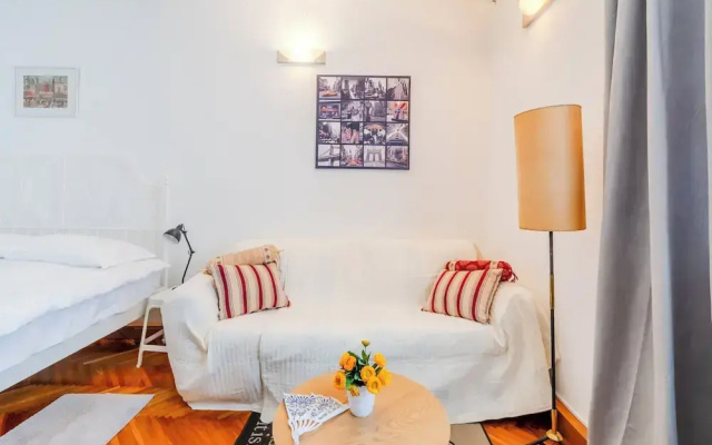 Cozy Studio in the Center of Zagreb