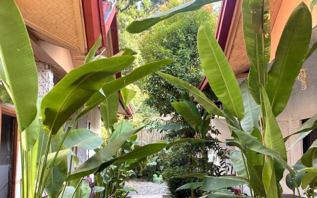 Jungle Hostel El Nido