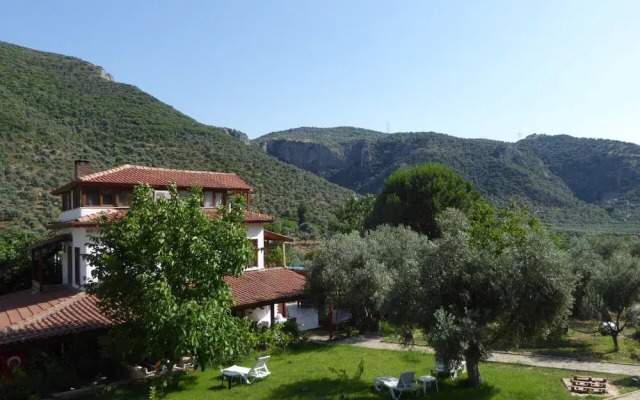 Maryy'İnn Hotel